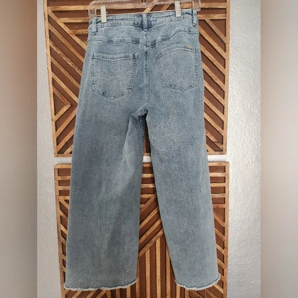 Joseph Ribkoff - Culotte Jeans With Embellished Front Seam Size 8 - Picture 10 of 16